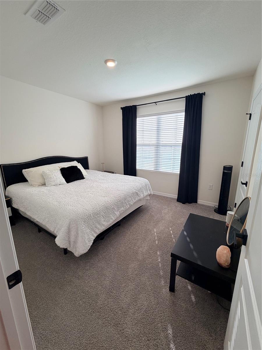 BRADBURY CRK PH I - Residential Lease