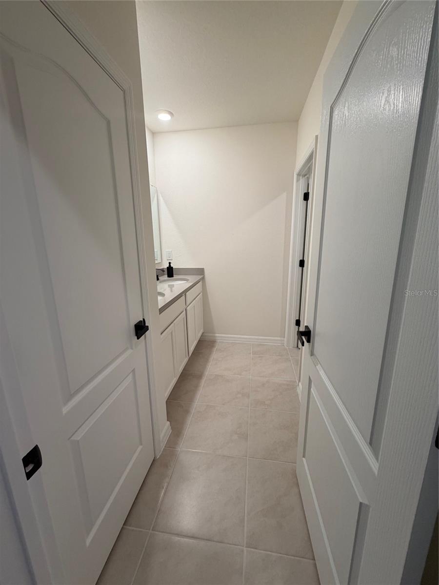 BRADBURY CRK PH I - Residential Lease