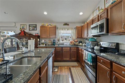 Tiny photo for 4406 SW 152nd Street SW, Ocala, FL 34473 (MLS # OM701002)