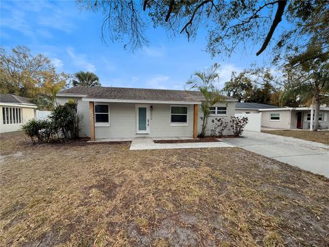 Photo of 4412 W Anita Boulevard, Tampa, FL 33611 (MLS # TB8481226)