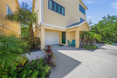 A home in LONGBOAT KEY