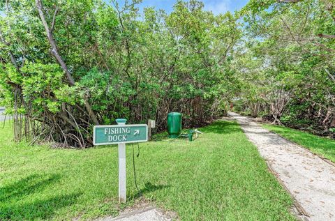 A home in LONGBOAT KEY