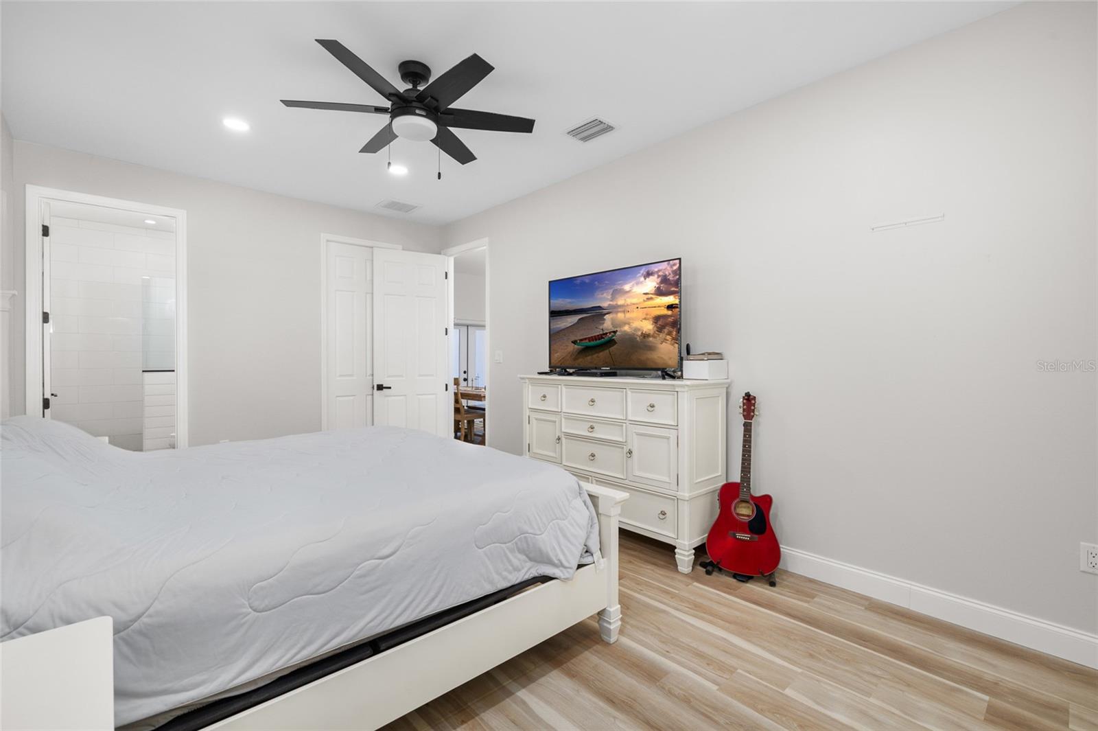 CHARLOTTE ESTATES - Residential