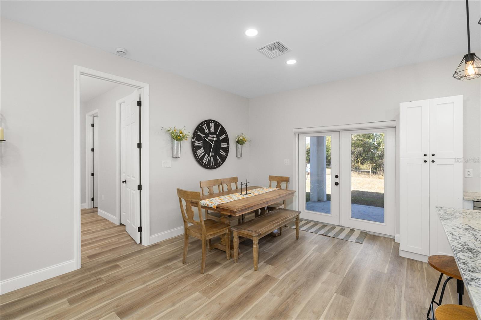 CHARLOTTE ESTATES - Residential