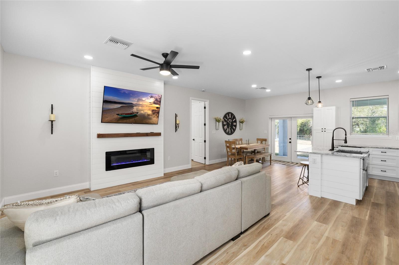 33634 WASHINGTON LOOP ROAD