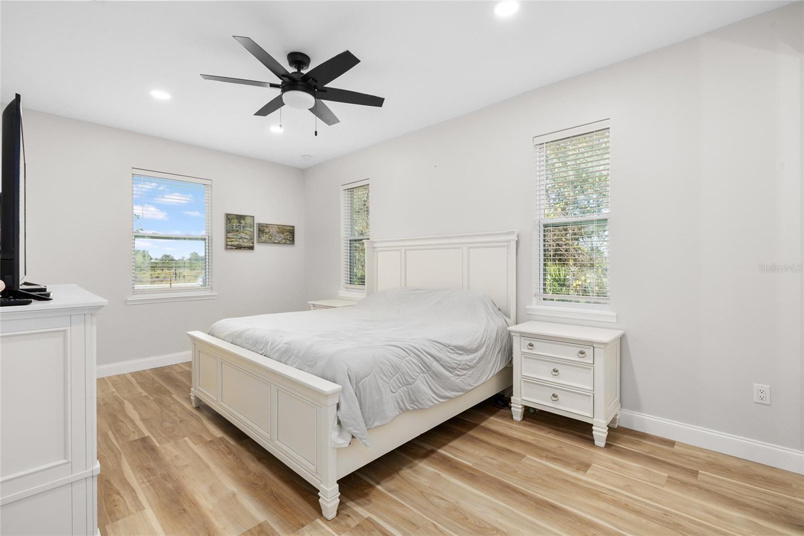 CHARLOTTE ESTATES - Residential