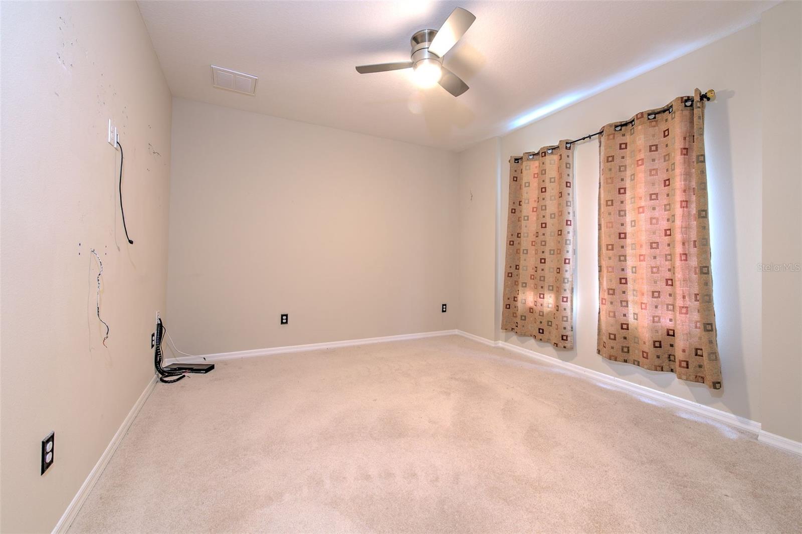 10212 HOLLAND ROAD