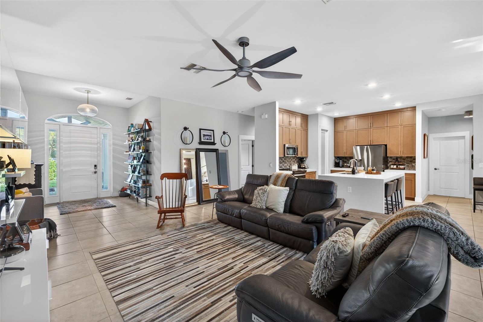 SUNSET VISTA - Residential