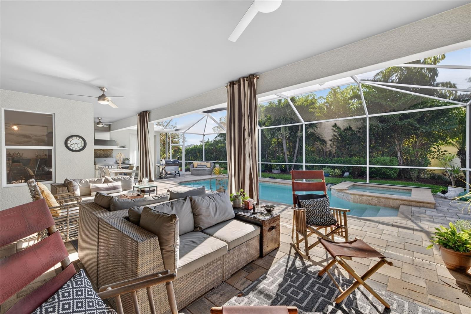 SUNSET VISTA - Residential