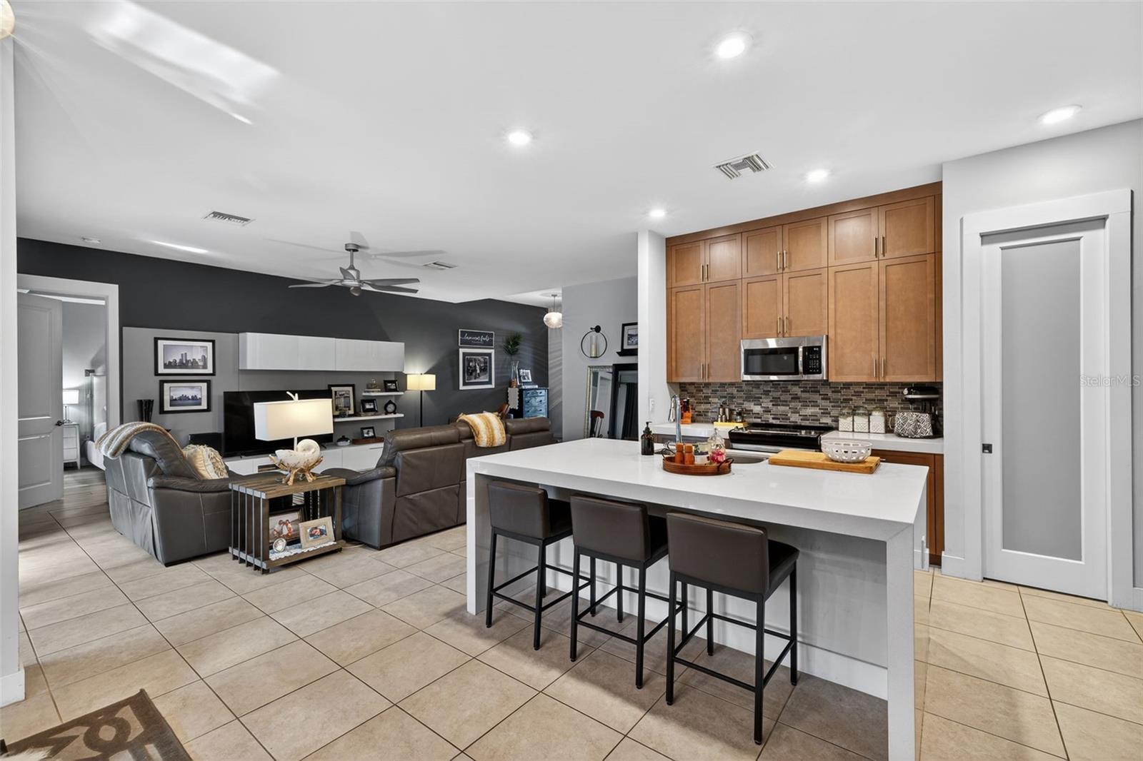 SUNSET VISTA - Residential