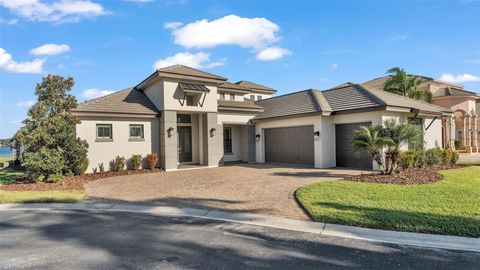 A home in LAKELAND