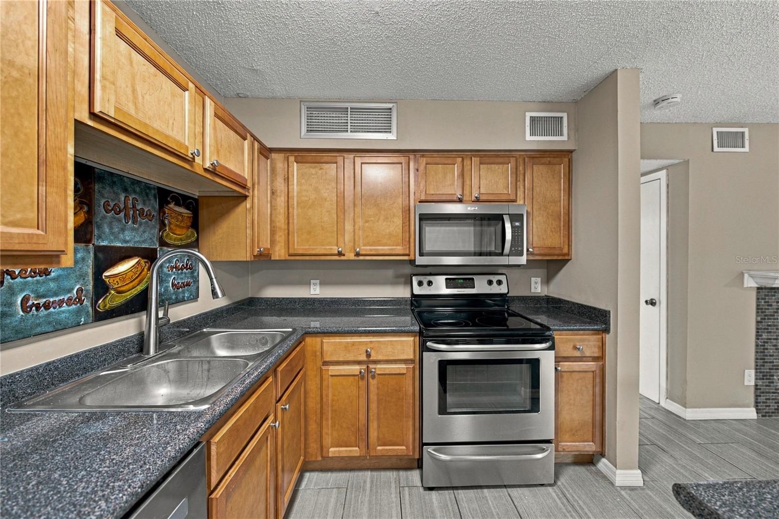 485 FORESTWAY CIRCLE 101