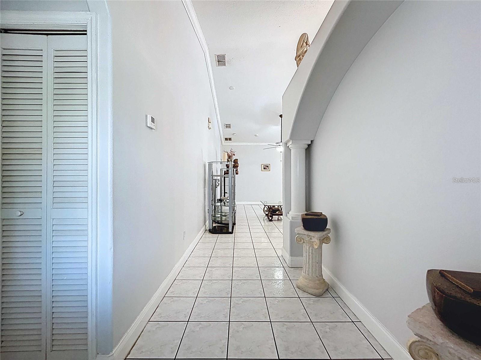 JOHN H DREWS FIRST EXT - Residential Income