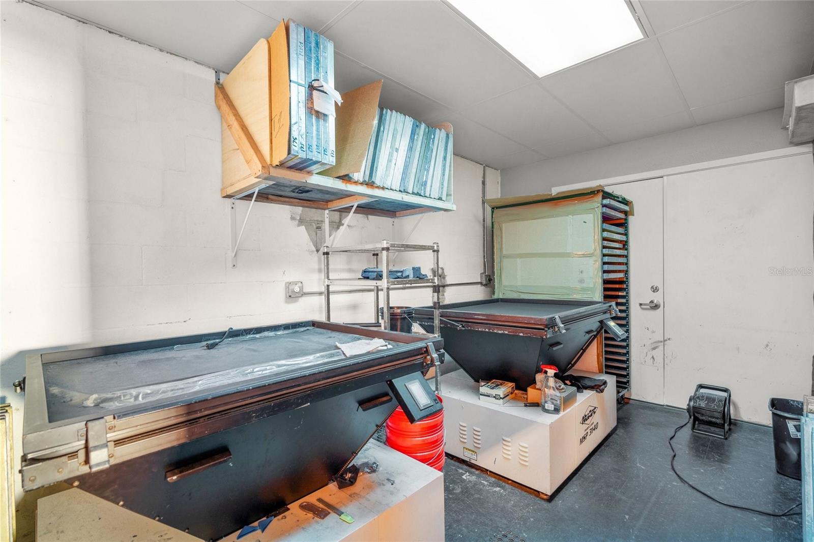 NORTH GATE CENTER - Commercial Sale