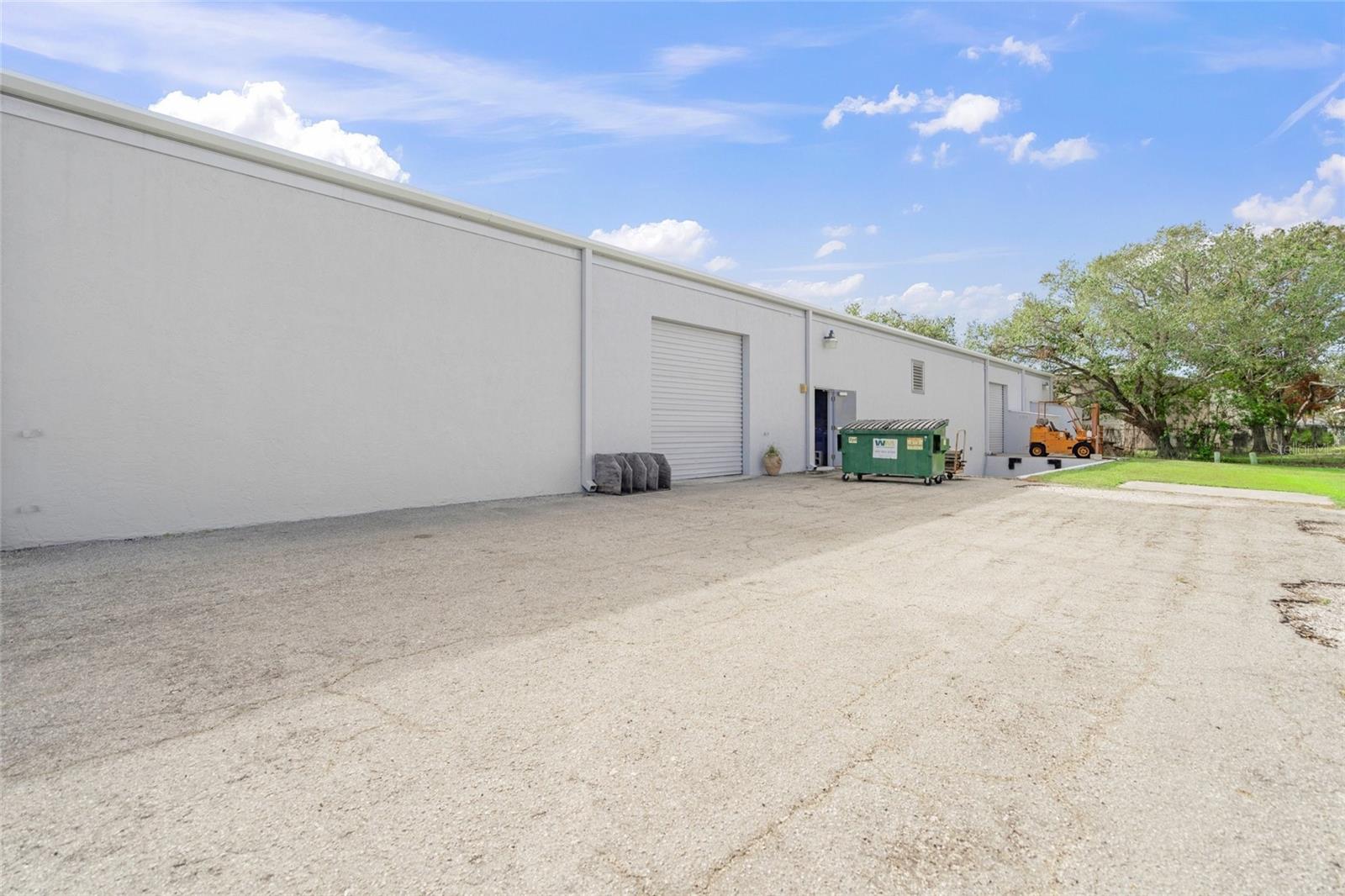 NORTH GATE CENTER - Commercial Sale