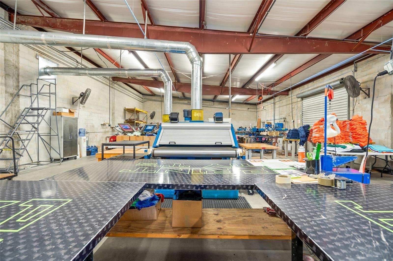 NORTH GATE CENTER - Commercial Sale