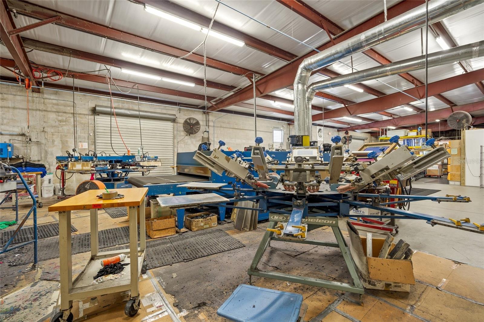 NORTH GATE CENTER - Commercial Sale