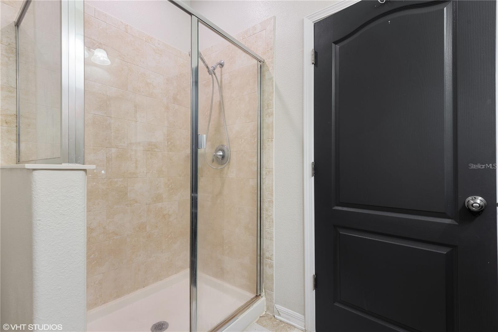 HARMONY NBHD H-1 - Residential Lease