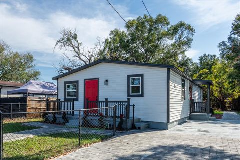 Photo of 2516 W Kirby Street, Tampa, FL 33614 (MLS # C7518779)
