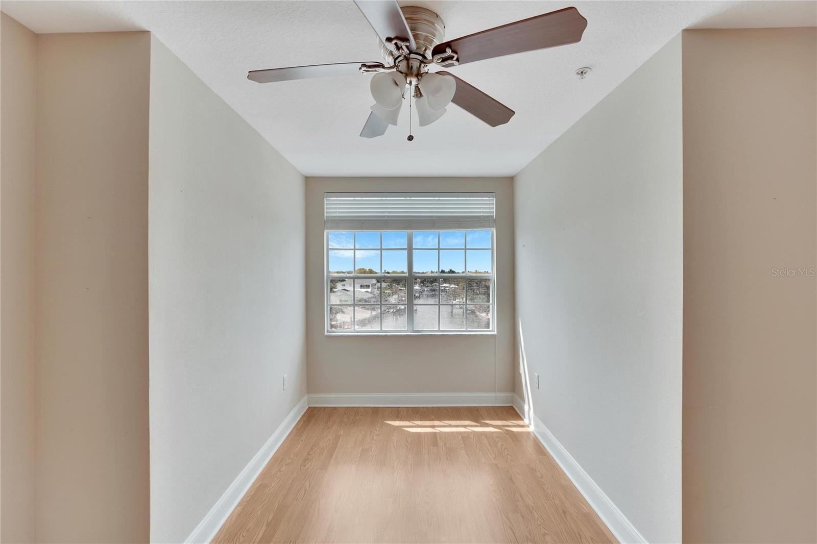 SUNSET BAY TWNHMS - Residential Lease