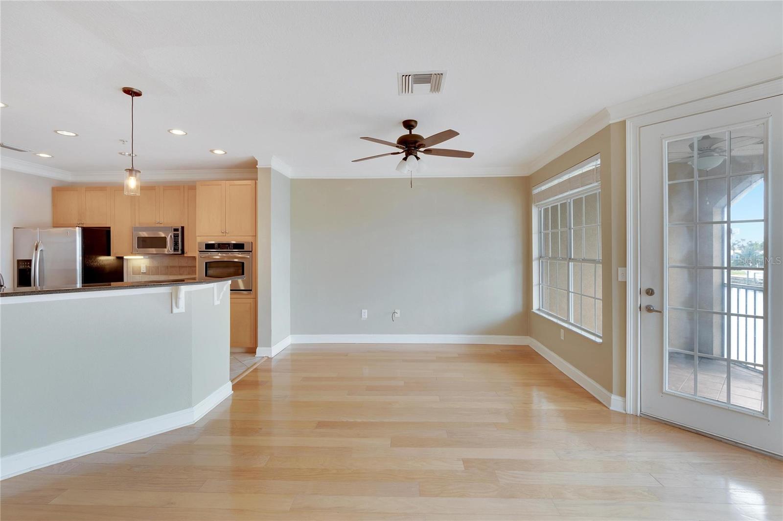 SUNSET BAY TWNHMS - Residential Lease