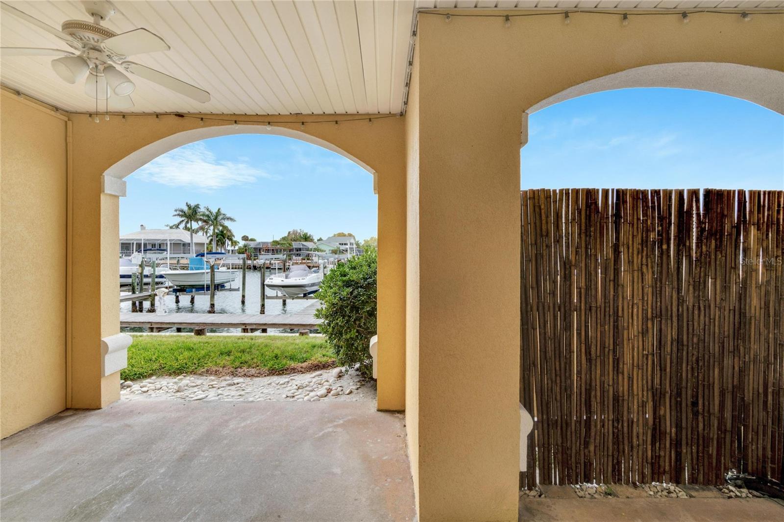 SUNSET BAY TWNHMS - Residential Lease