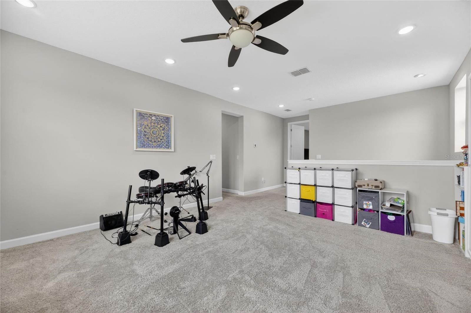 MEADOW POINTE IV - Residential Lease
