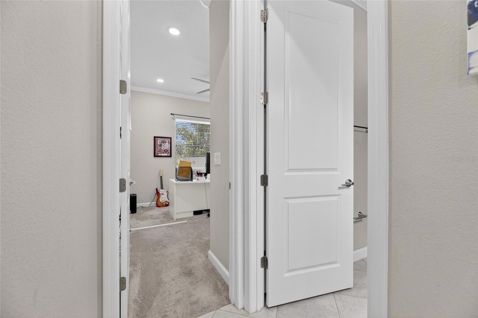 MEADOW POINTE IV - Residential Lease