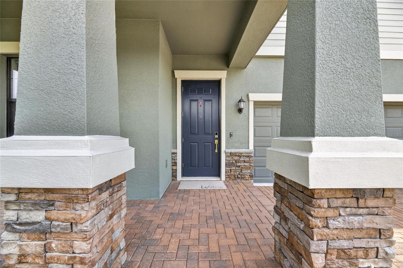 MEADOW POINTE IV - Residential Lease