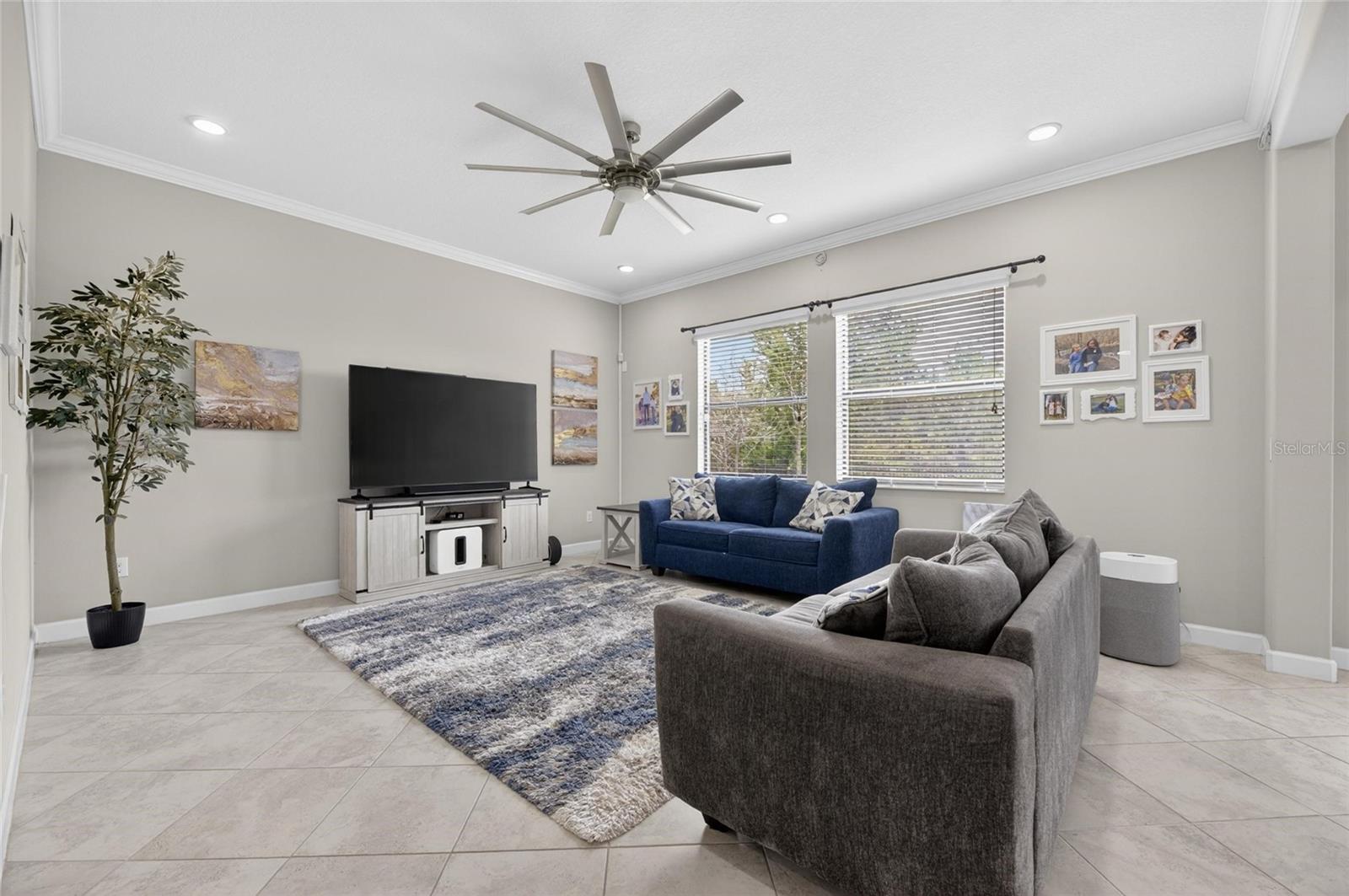 MEADOW POINTE IV - Residential Lease