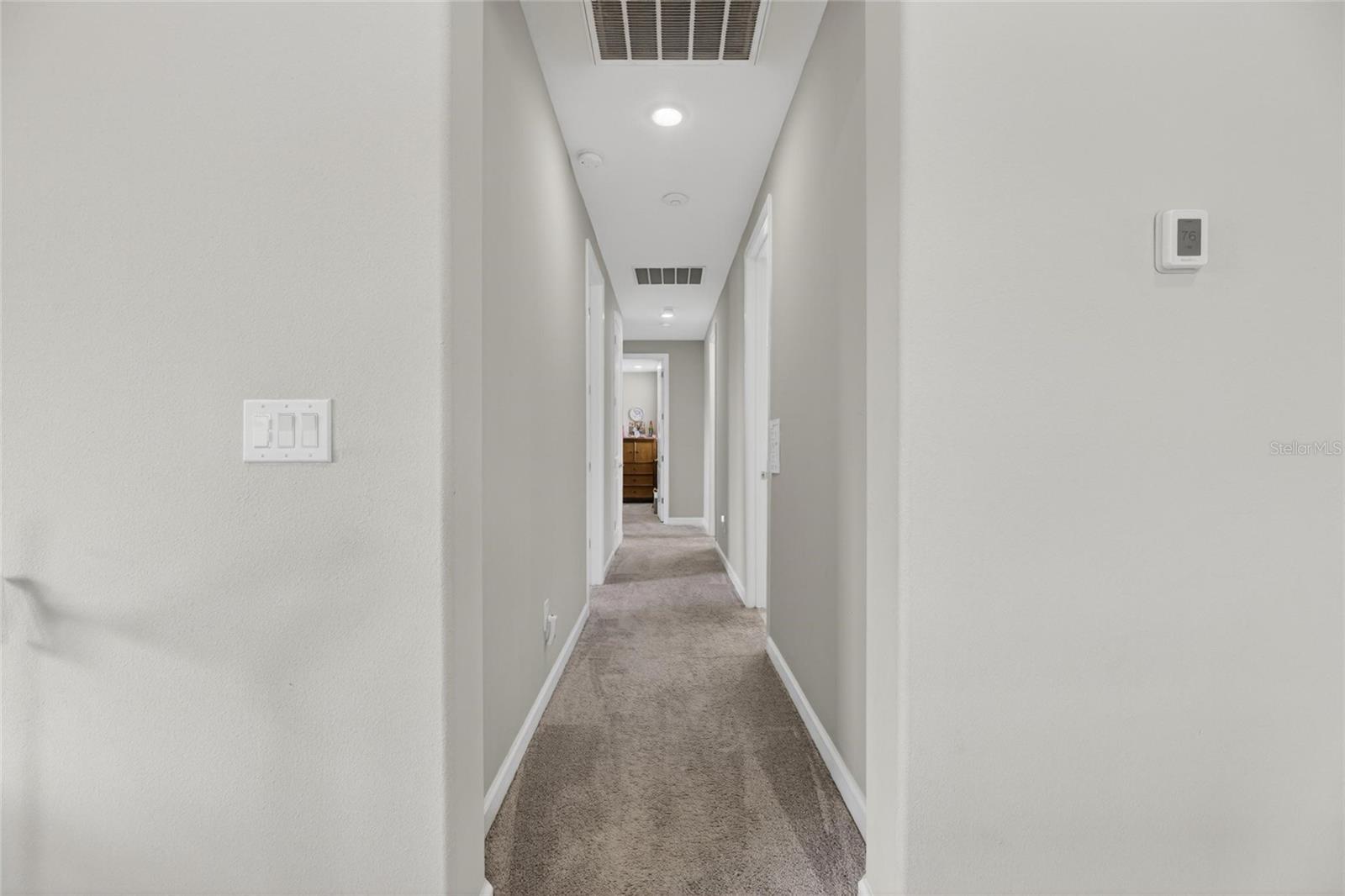 MEADOW POINTE IV - Residential Lease