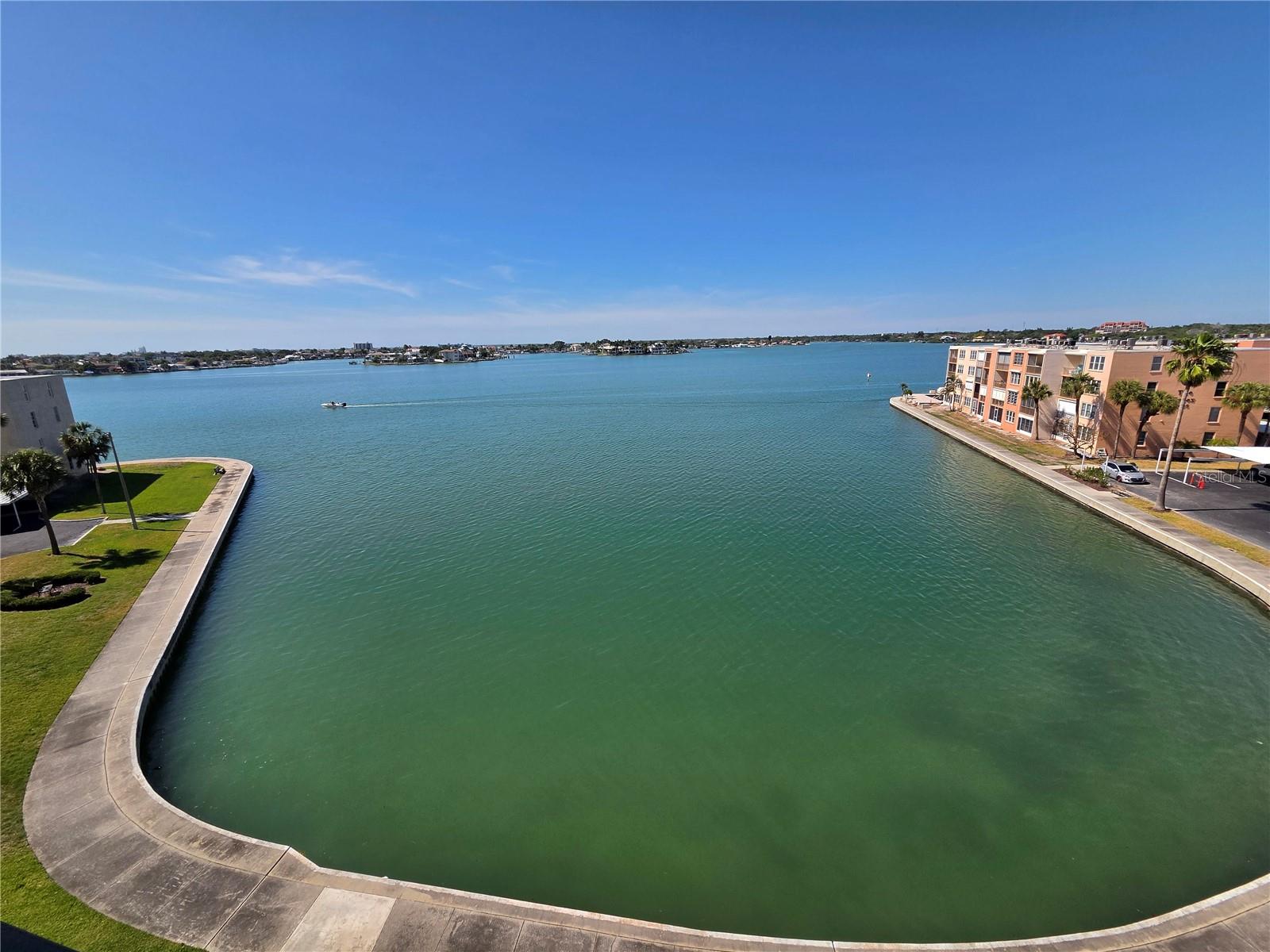 7700 SUN ISLAND DRIVE S 503