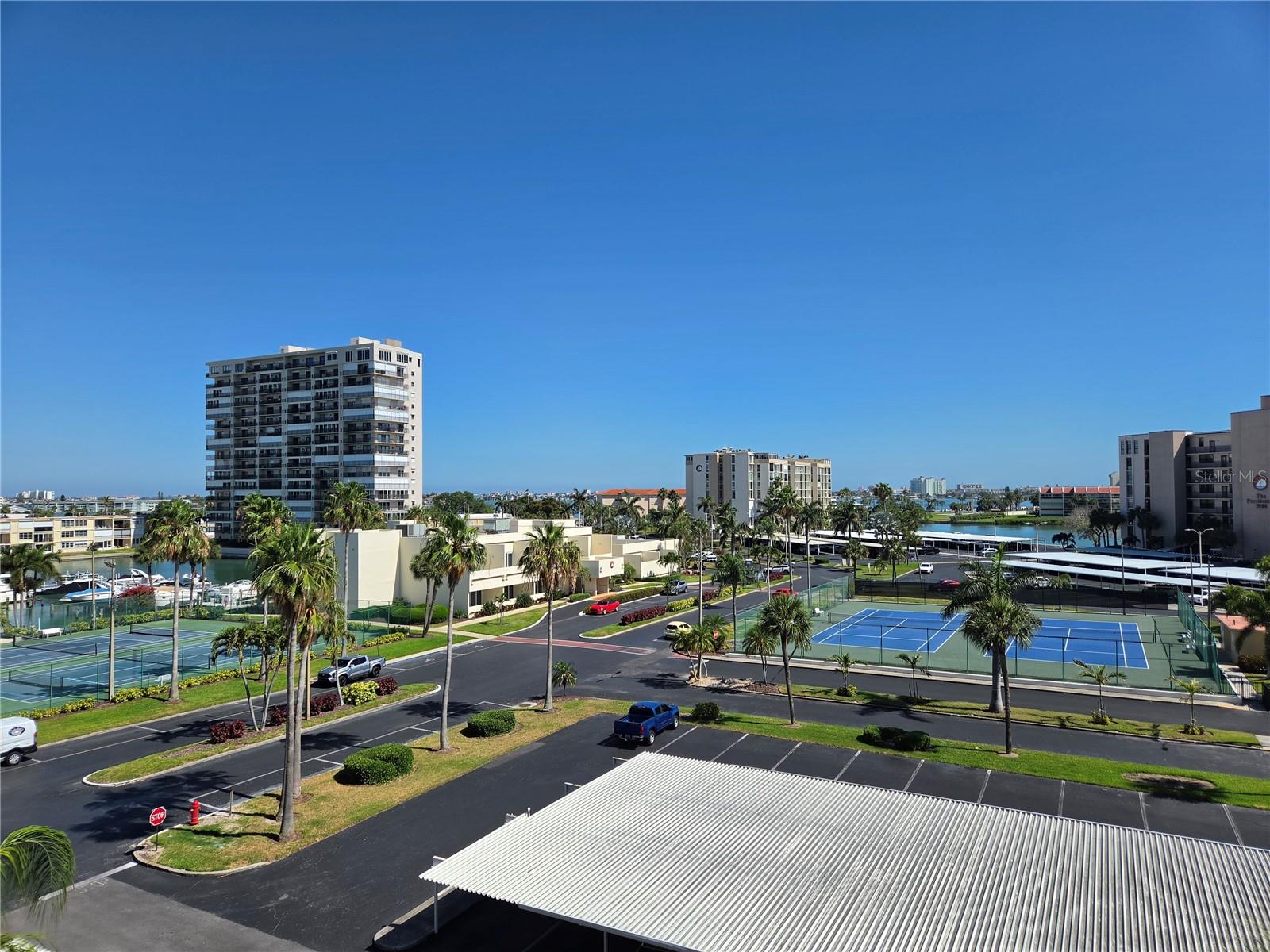 7700 SUN ISLAND DRIVE S 503