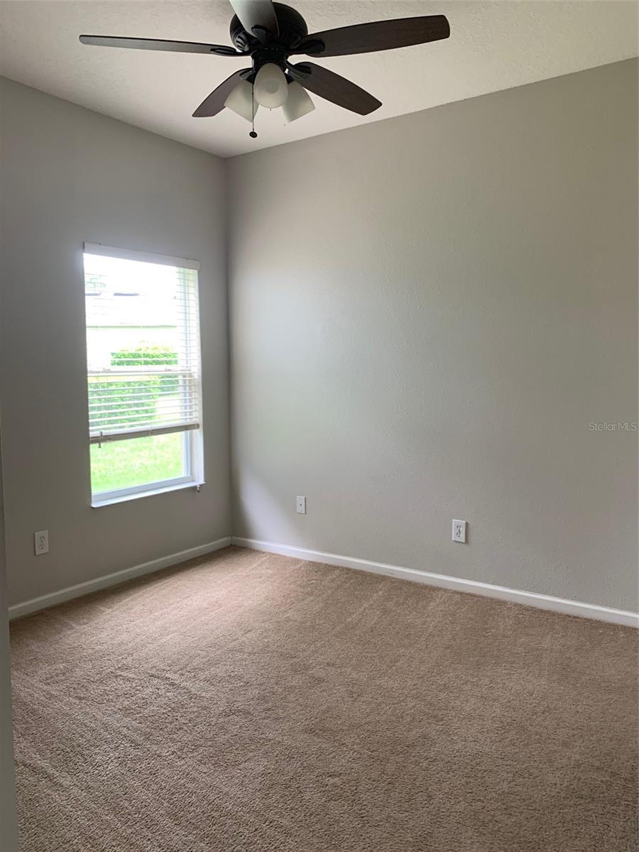 WOODLAND LAKES - Residential Lease