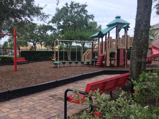 WOODLAND LAKES - Residential Lease