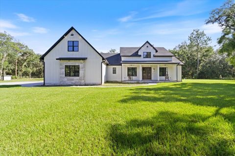 A home in CRYSTAL RIVER