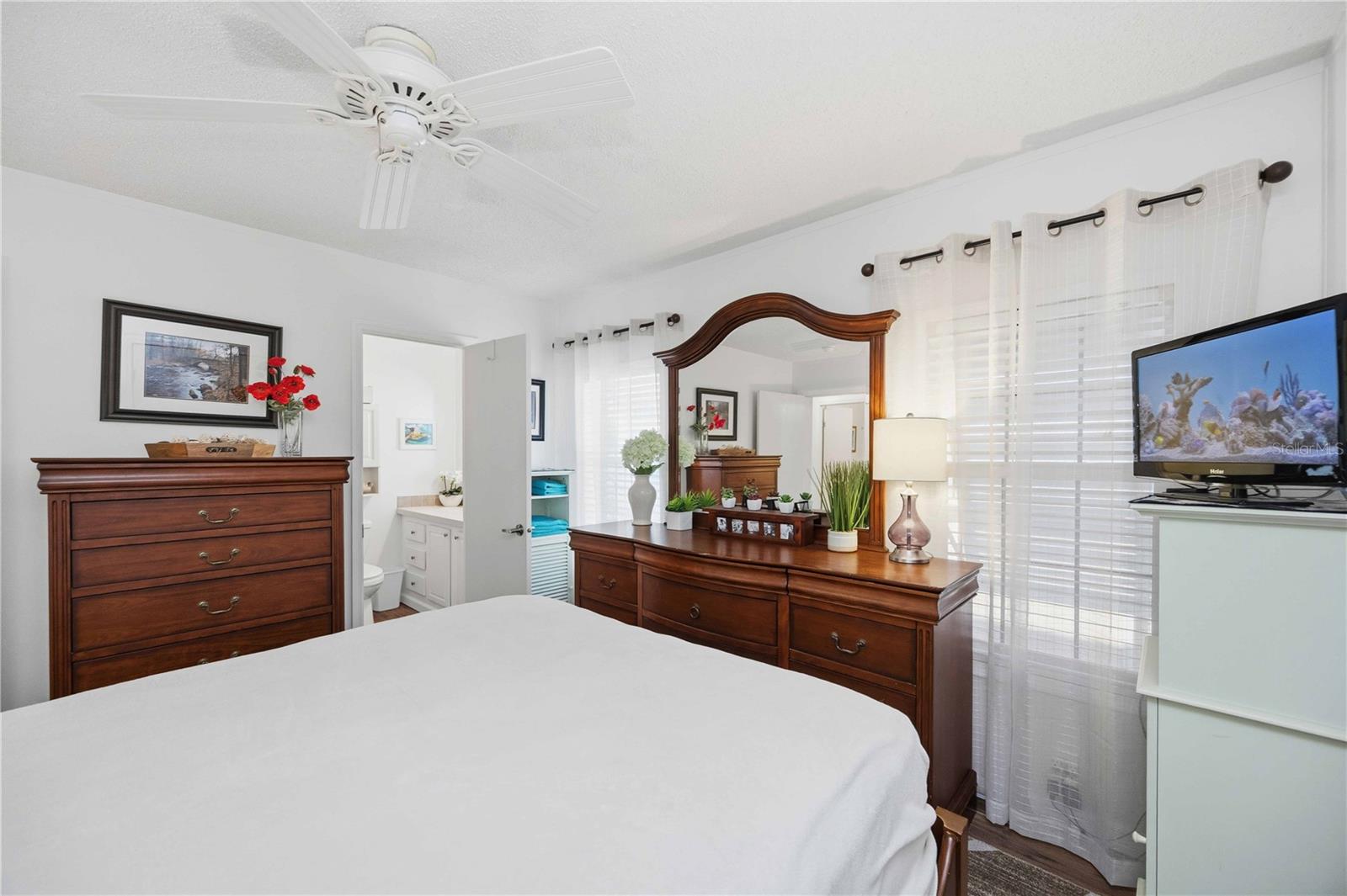 EAGLE POINT MHP - Residential