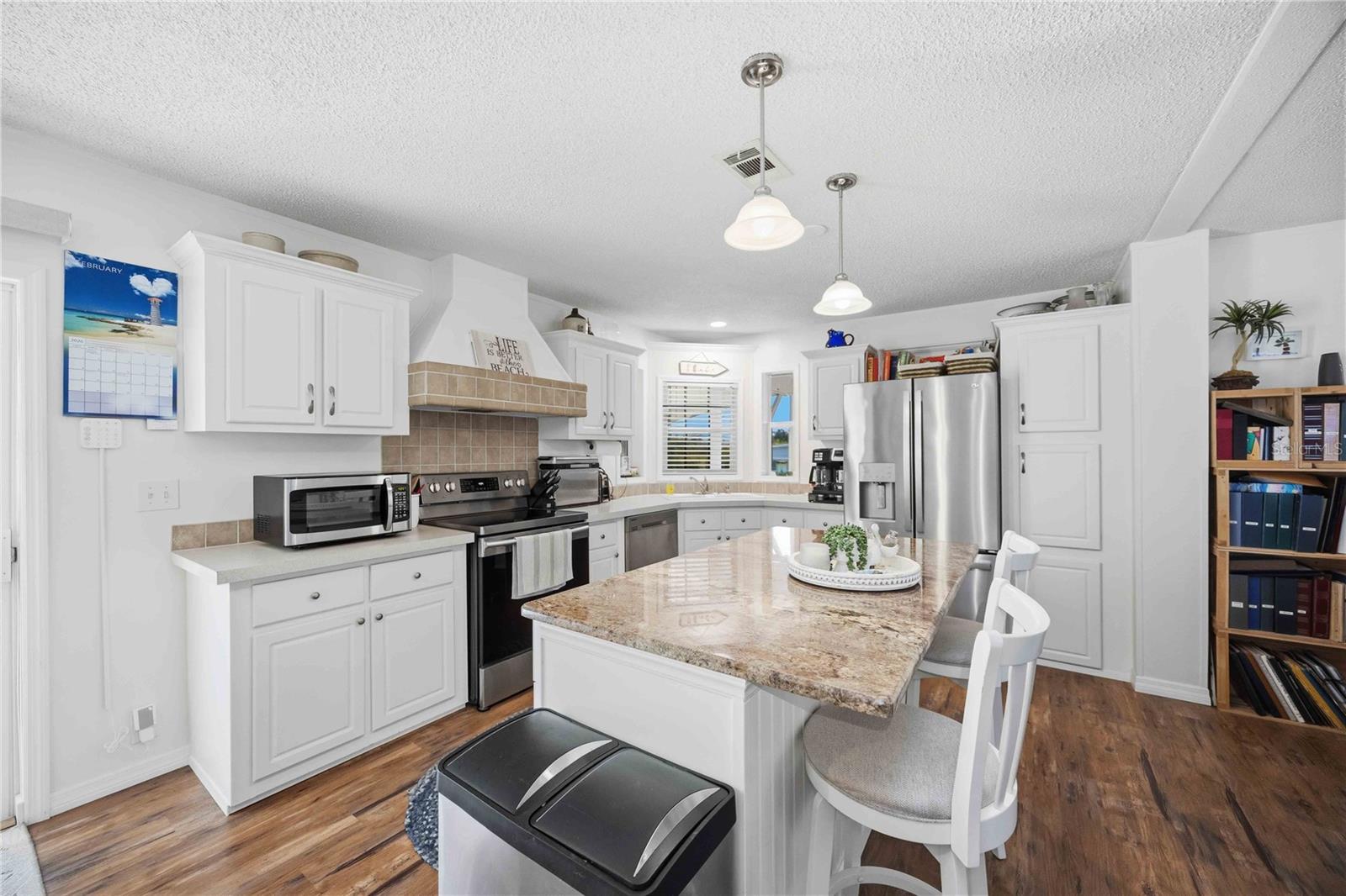 EAGLE POINT MHP - Residential