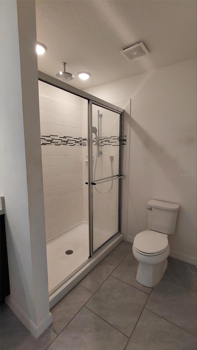 LEGACY LNDGS - Residential Lease
