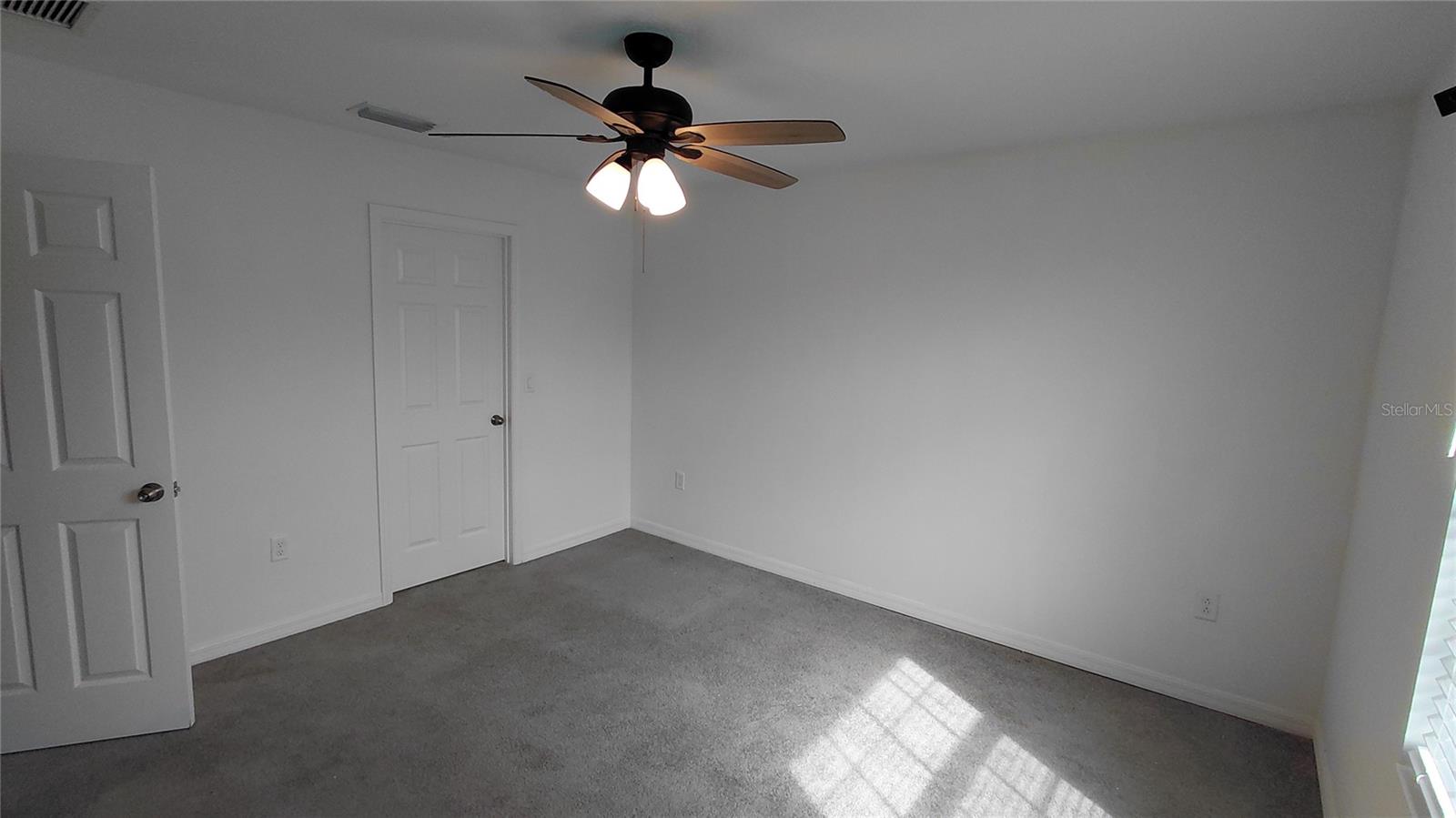 LEGACY LNDGS - Residential Lease