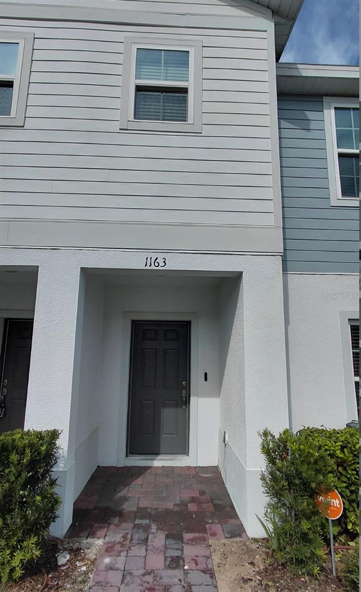 **Move In Special $150.00 off First months rent. Discover this beautifully maintained 3 bedroom, 2.5 bathroom townhome located in the welcoming Davenport community of Landings. Situated directly across the street from the brand-new Davenport School of the Arts, this home combines comfort, convenience, and a family-friendly setting.
Inside you’ll find thoughtful upgrades throughout, including ceiling fans in every room, washer and dryer hook ups for your convenience, and a screened-in patio with its own ceiling fan, perfect for enjoying Florida evenings. An optional security system and water filtration service are also available for tenants who wish to activate them. Pest control is included!
The community offers a playground for outdoor fun, and the home’s location provides easy access to shopping, dining, and major highways.
This townhome is move-in ready and offers the perfect balance of modern features and everyday functionality.
RentSpree applications will not be accepted. All residents are enrolled in the Resident Benefits Package (RBP) for $39.95/month. More details upon application.