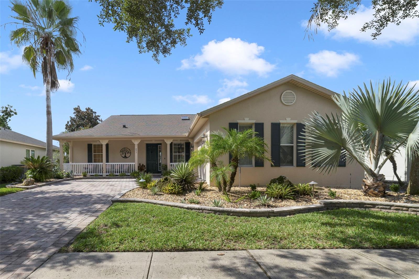893 GLENDORA ROAD S