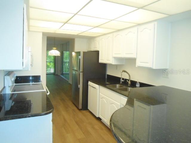 COVE CAY VILLAGE IV - Residential