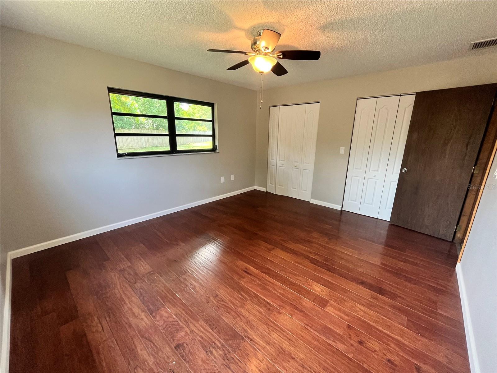 BREEZEWOOD PARK UNIT 06 - Residential Lease