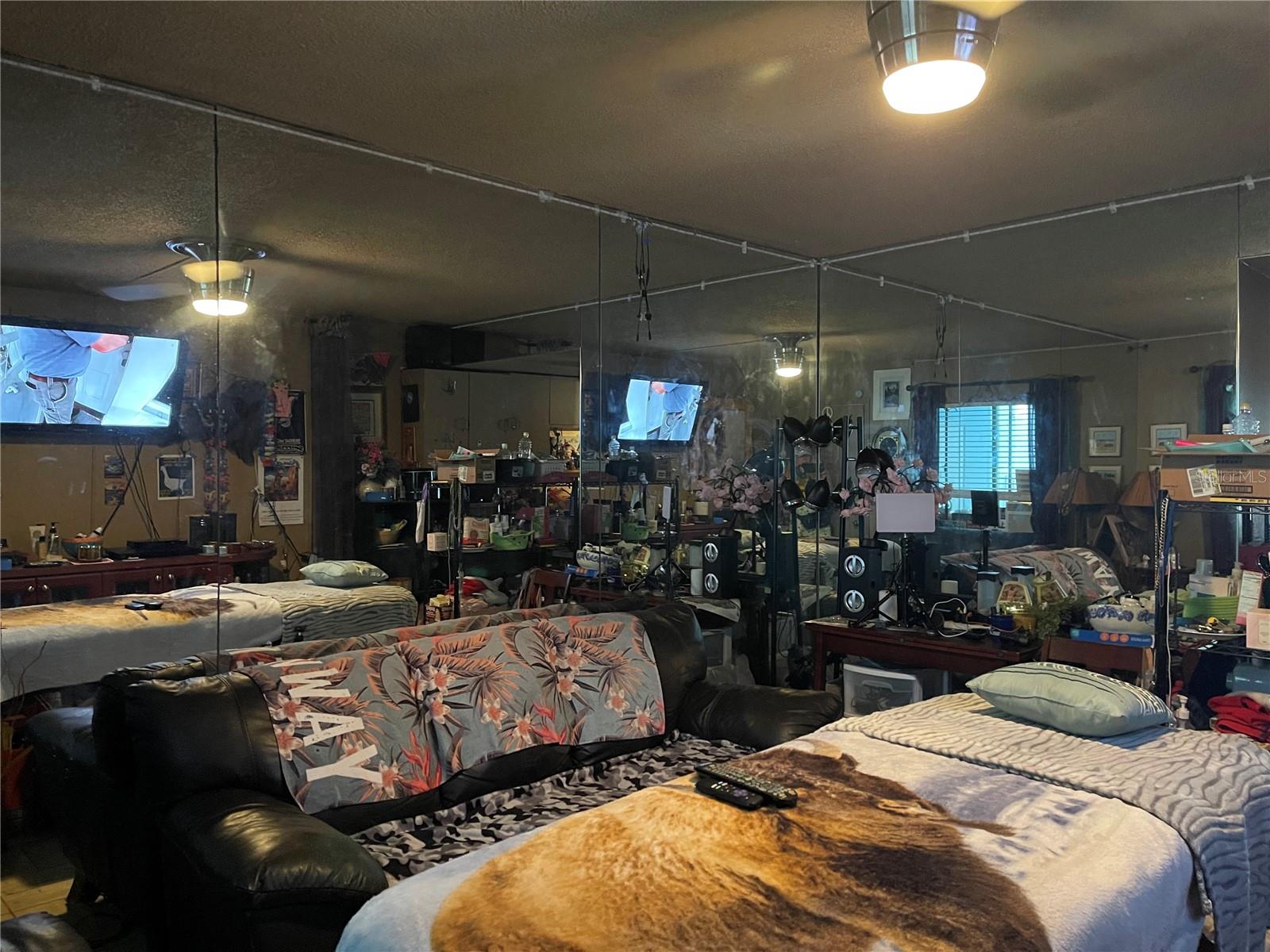 PARADISE LAKES RESORT CONDO - Residential