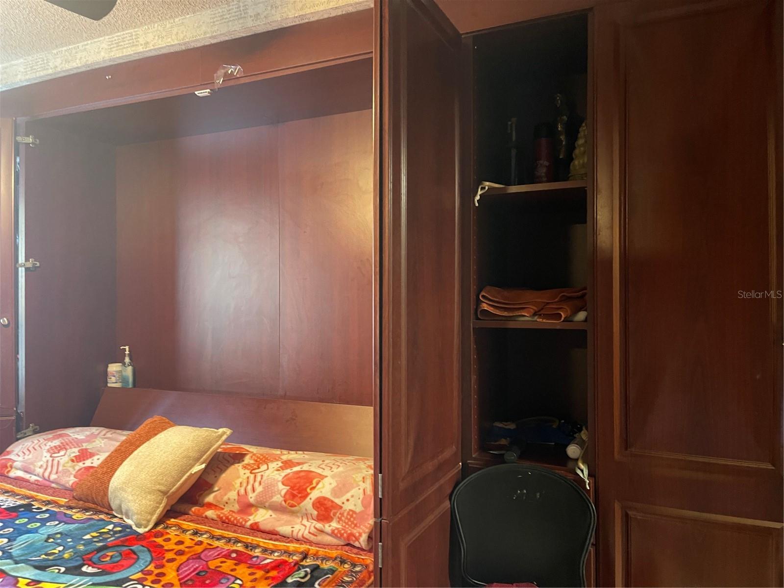 PARADISE LAKES RESORT CONDO - Residential