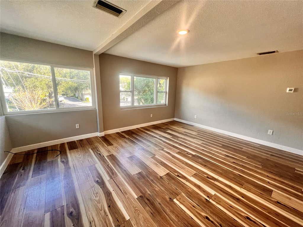 Photo of 1110 Poinsettia Avenue #B, Orlando, FL 32804 (MLS # O6416106)