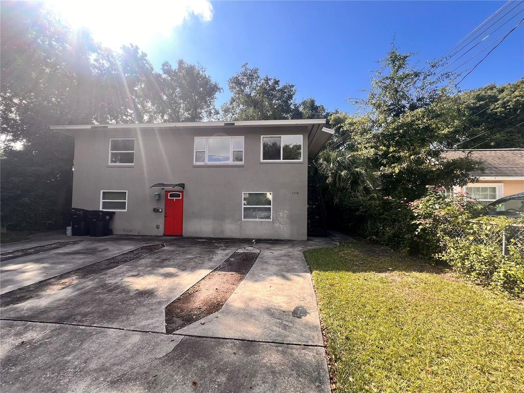 Photo of 1110 Poinsettia Avenue #B, Orlando, FL 32804 (MLS # O6416106)