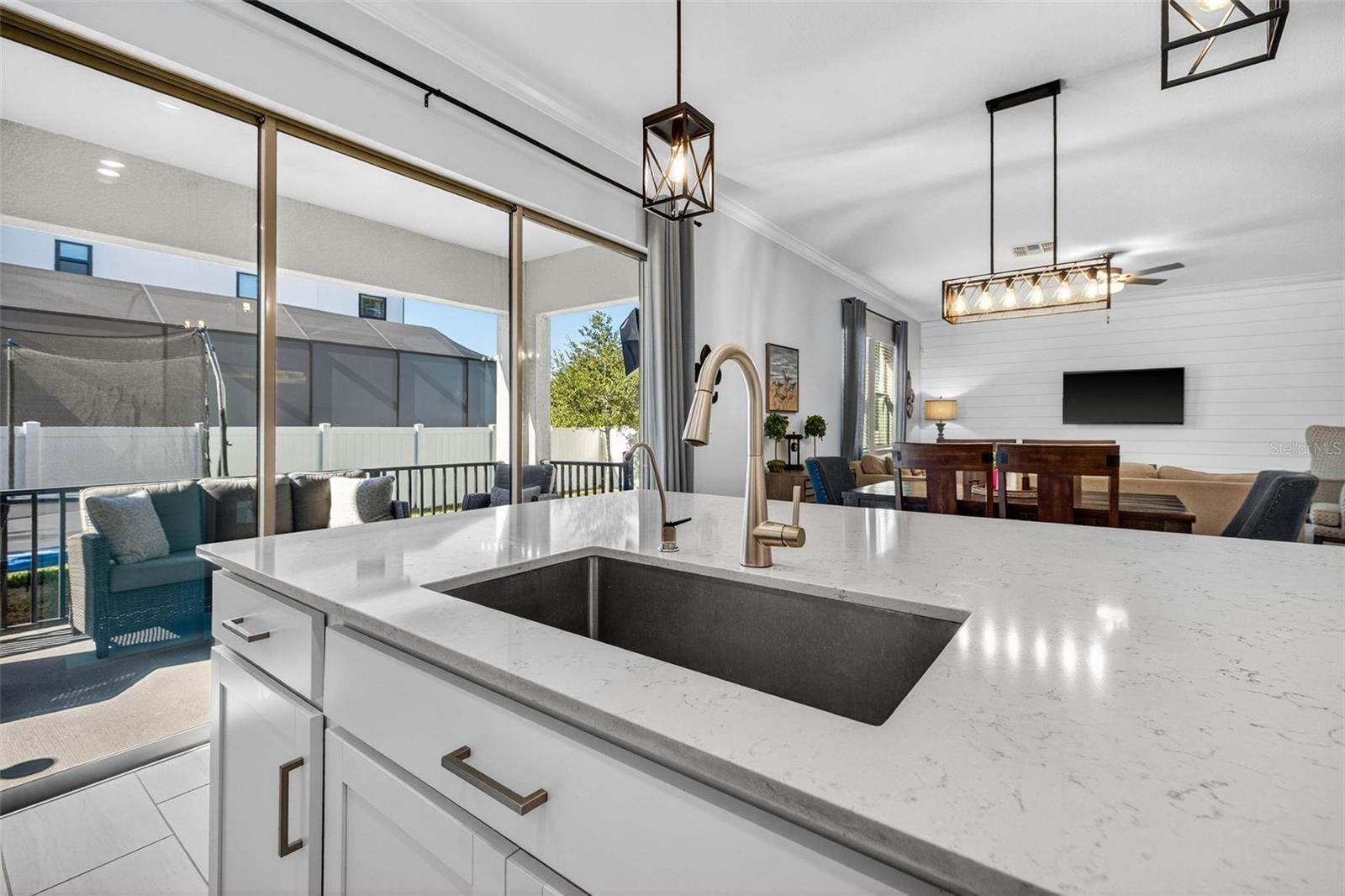 SOUTHPORT - Residential