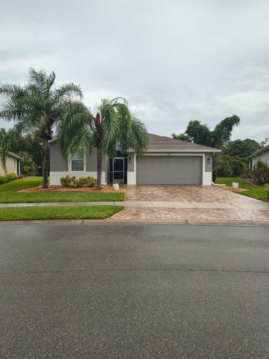 Photo of 5070 Layton Drive, Venice, FL 34293 (MLS # A4708747)